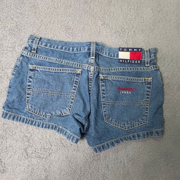 Tommy Hilfiger Pants - Tommy Hilfiger Womens 5 Denim Shorts Blue Vintage 90s Embroidered Logo Wash